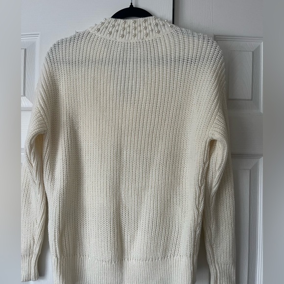 WHBM cream colored oversized sweater - Picture 3 of 4
